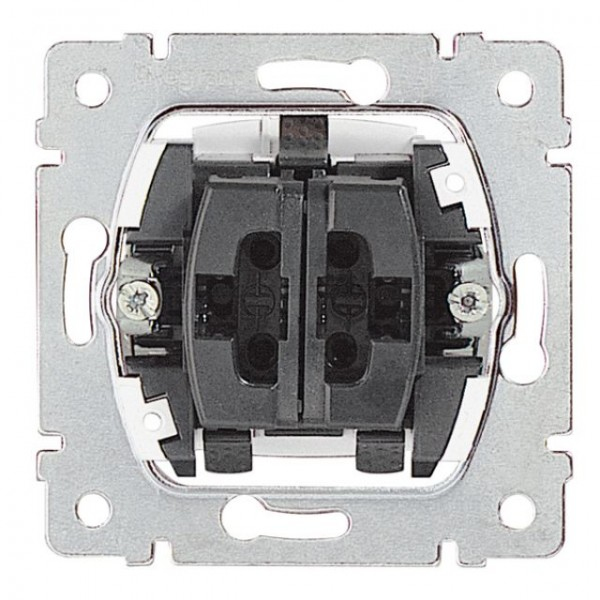 Legrand 7 758 05 light switch