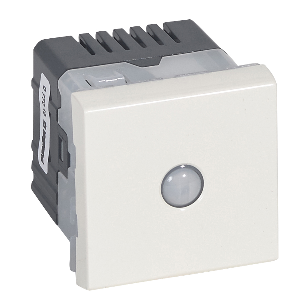 Legrand 077015 light switch