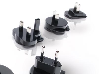 Conceptronic USB World Power Travel Kit